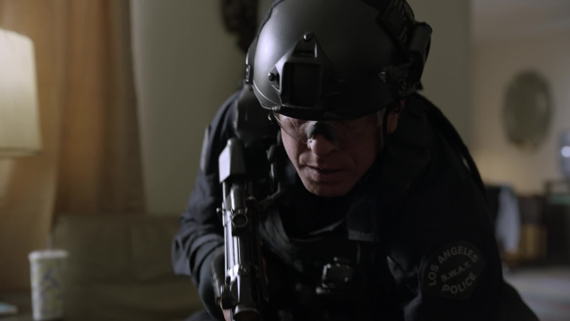 S.W.A.T. 2017  [S01E22] - Hoax