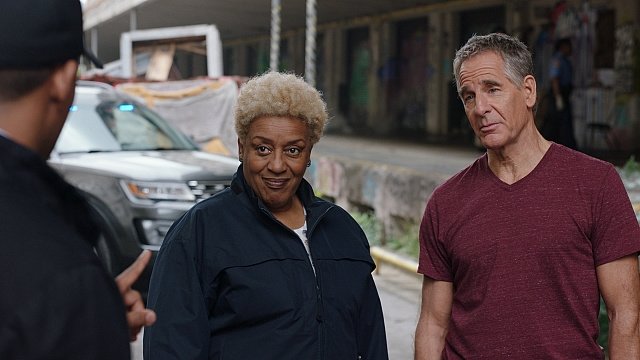 NCIS: New Orleans 2019  [S06E18] - A Changed Woman