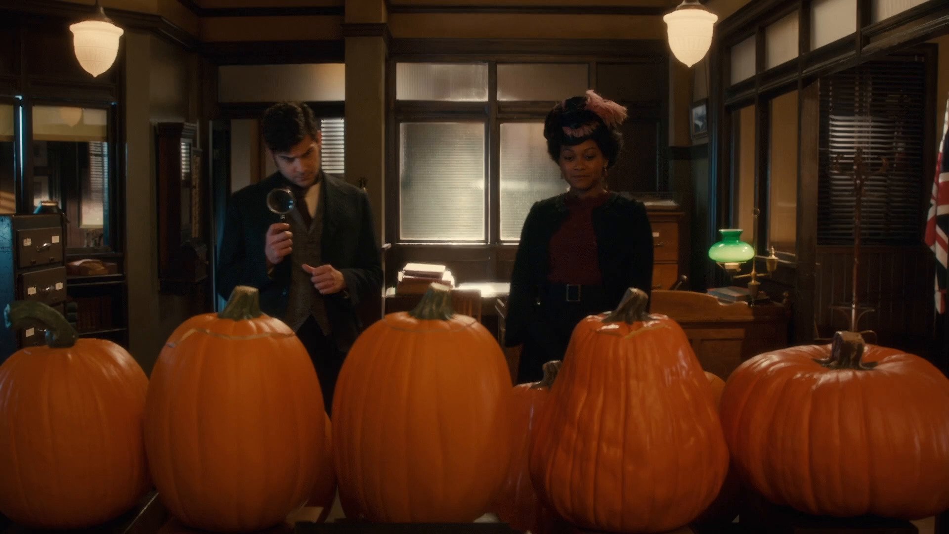 Murdoch Mysteries 2021  [S15E06] - I Know What You Did Last Autumn