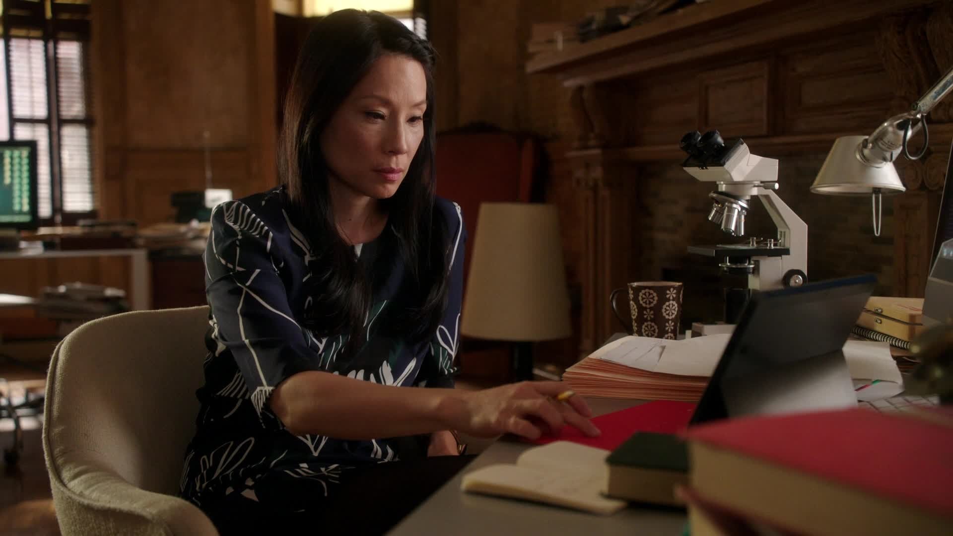 Elementary 2013  [S02E20] - No Lack of Void
