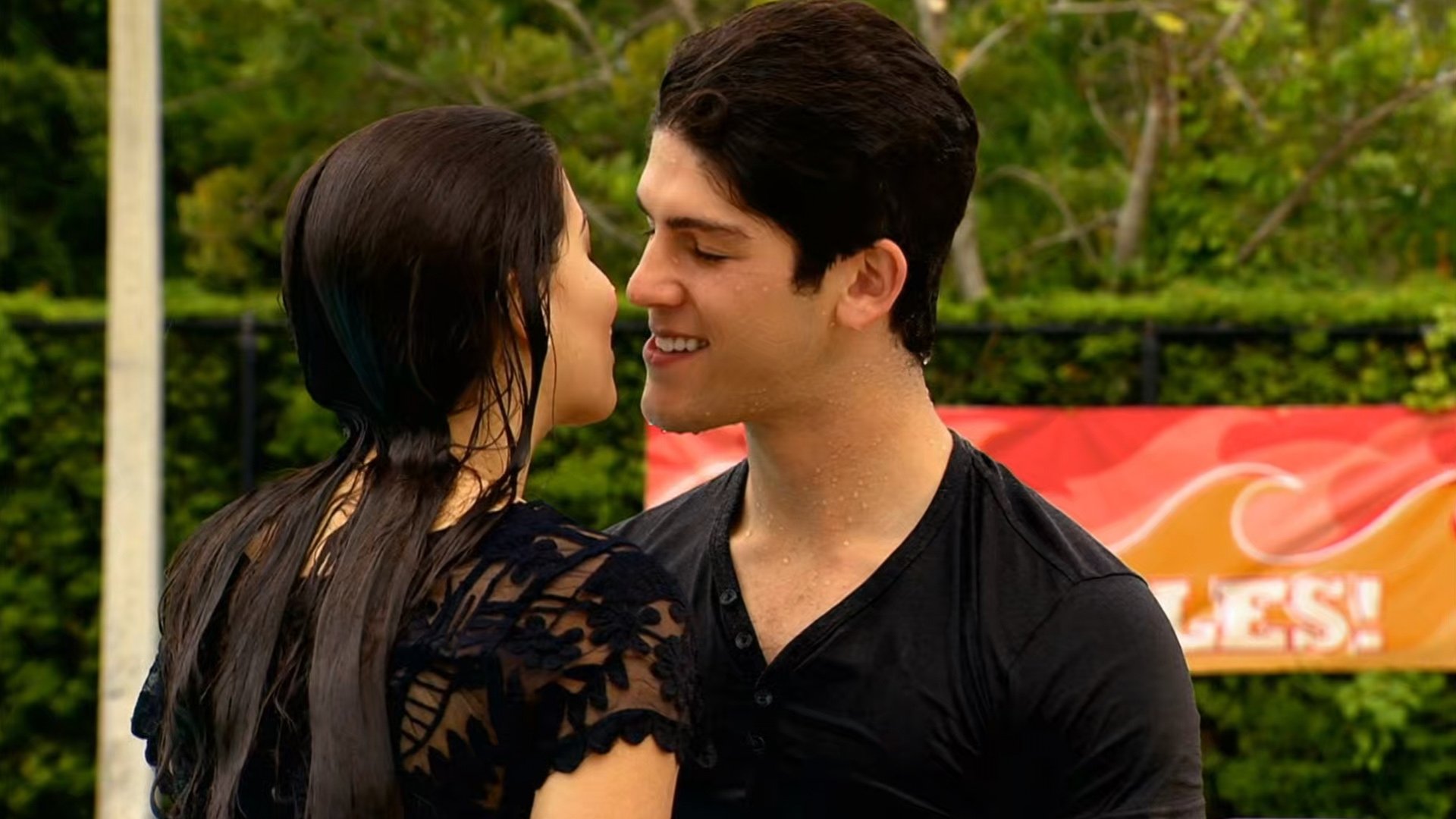 Every Witch Way 2015  [S04E01] - A World Without You