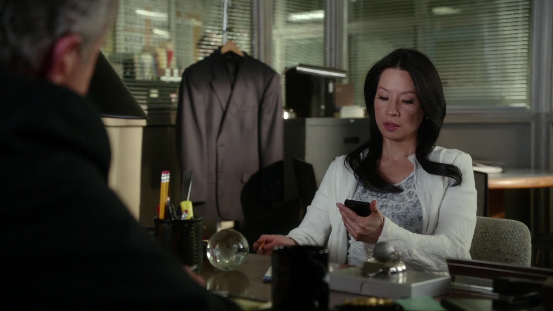Elementary 2012  [S01E22] - Risk Management