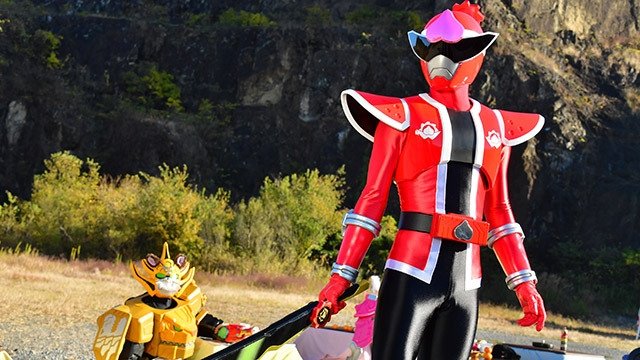 Kikai Sentai Zenkaiger 2021  [S01E42] - A New Hero! A Covert Kotatsu Meeting!