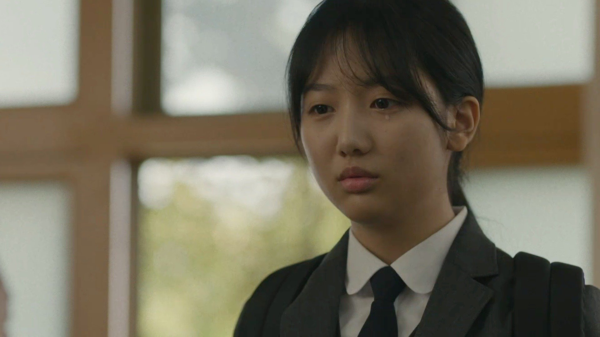 The Cursed 2020  [S01E08] - So Jin Confronts Jin Kyung at the Sindorim Station