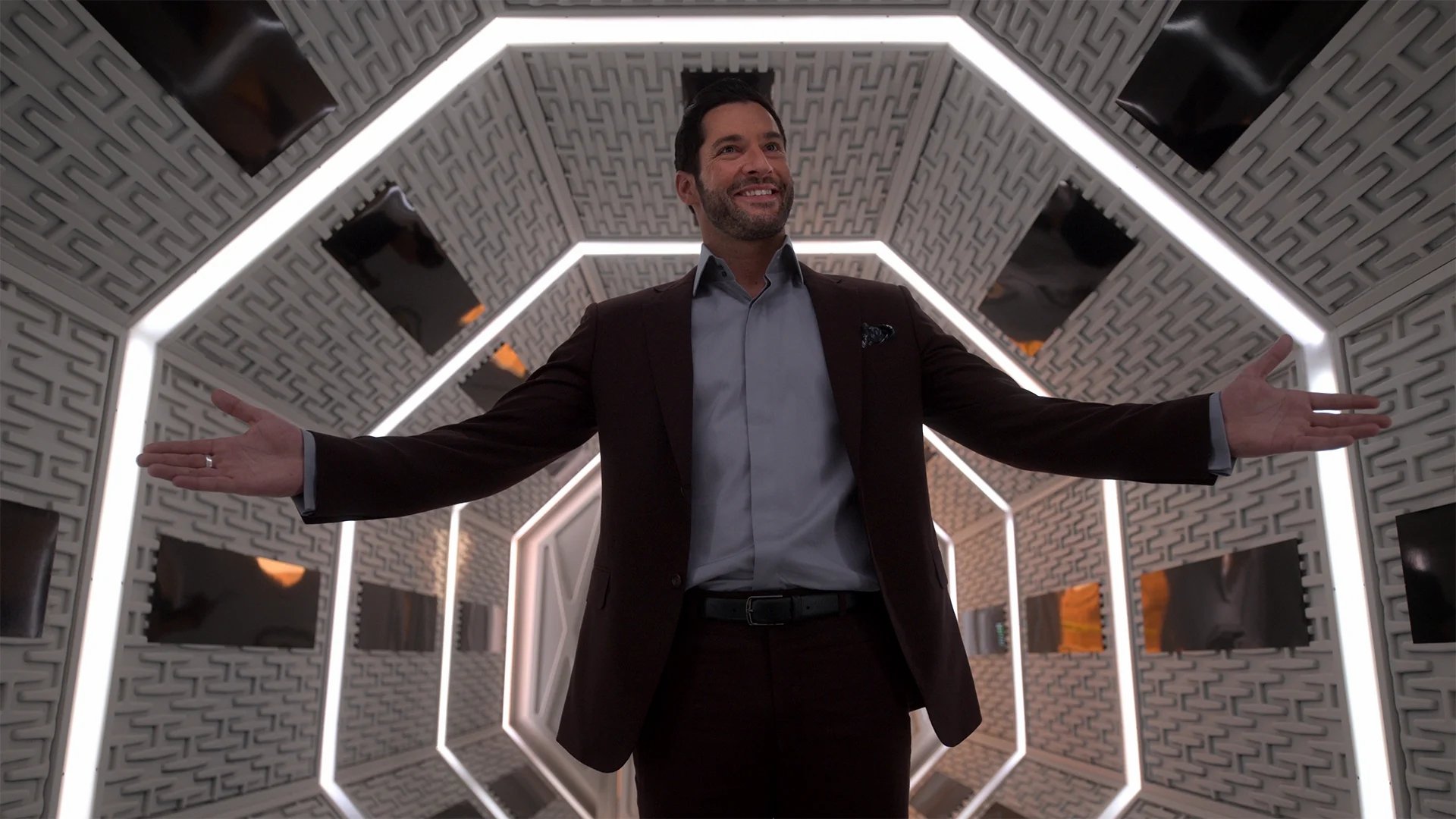Lucifer 2020  [S05E02] - Lucifer! Lucifer! Lucifer!