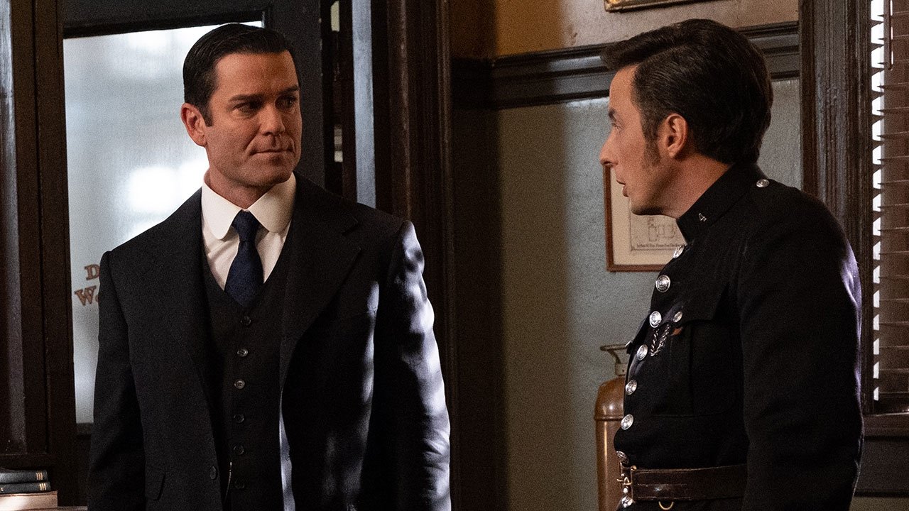 Murdoch Mysteries 2018  [S12E18] - Darkness Before the Dawn (2)