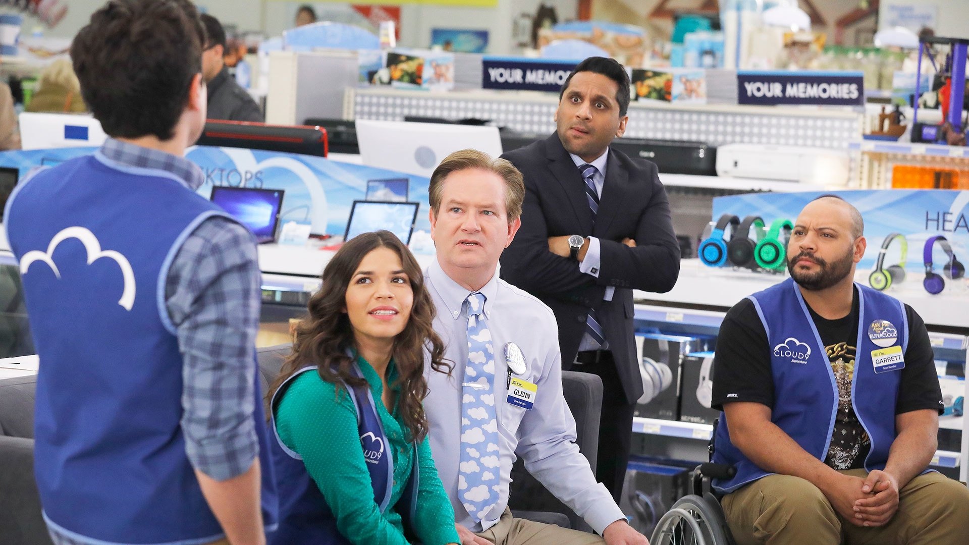 Superstore 2016  [S02E12] - Rebranding