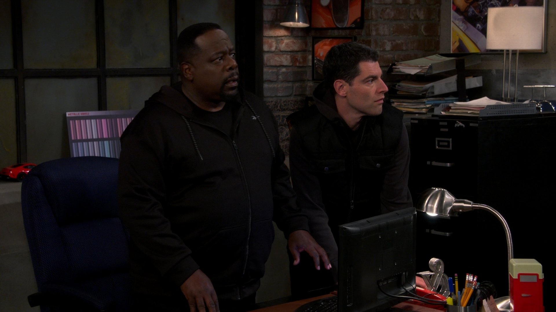 The Neighborhood 2021  [S04E13] - Welcome to the Stakeout