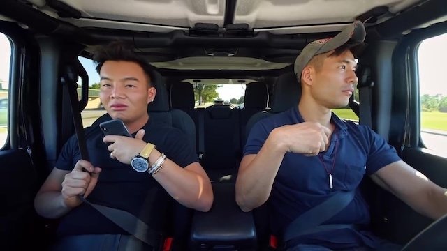Bling Empire 2021  [S01E07] - Kevin and Kane Take Charleston