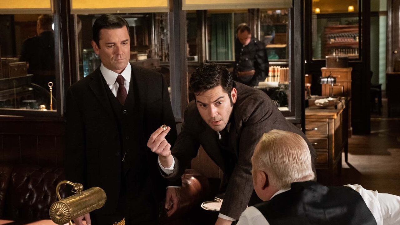 Murdoch Mysteries 2021  [S15E19] - Brother Can You Spare a Crime