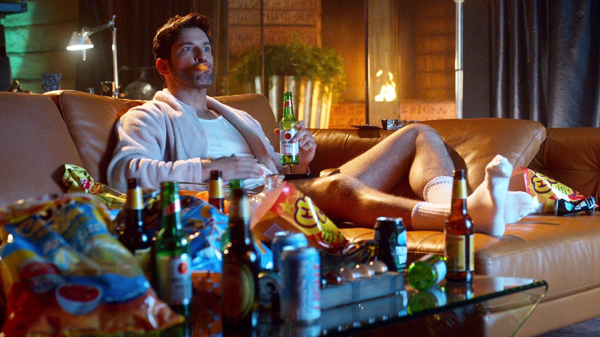 Lucifer 2019  [S04E08] - Super Bad Boyfriend