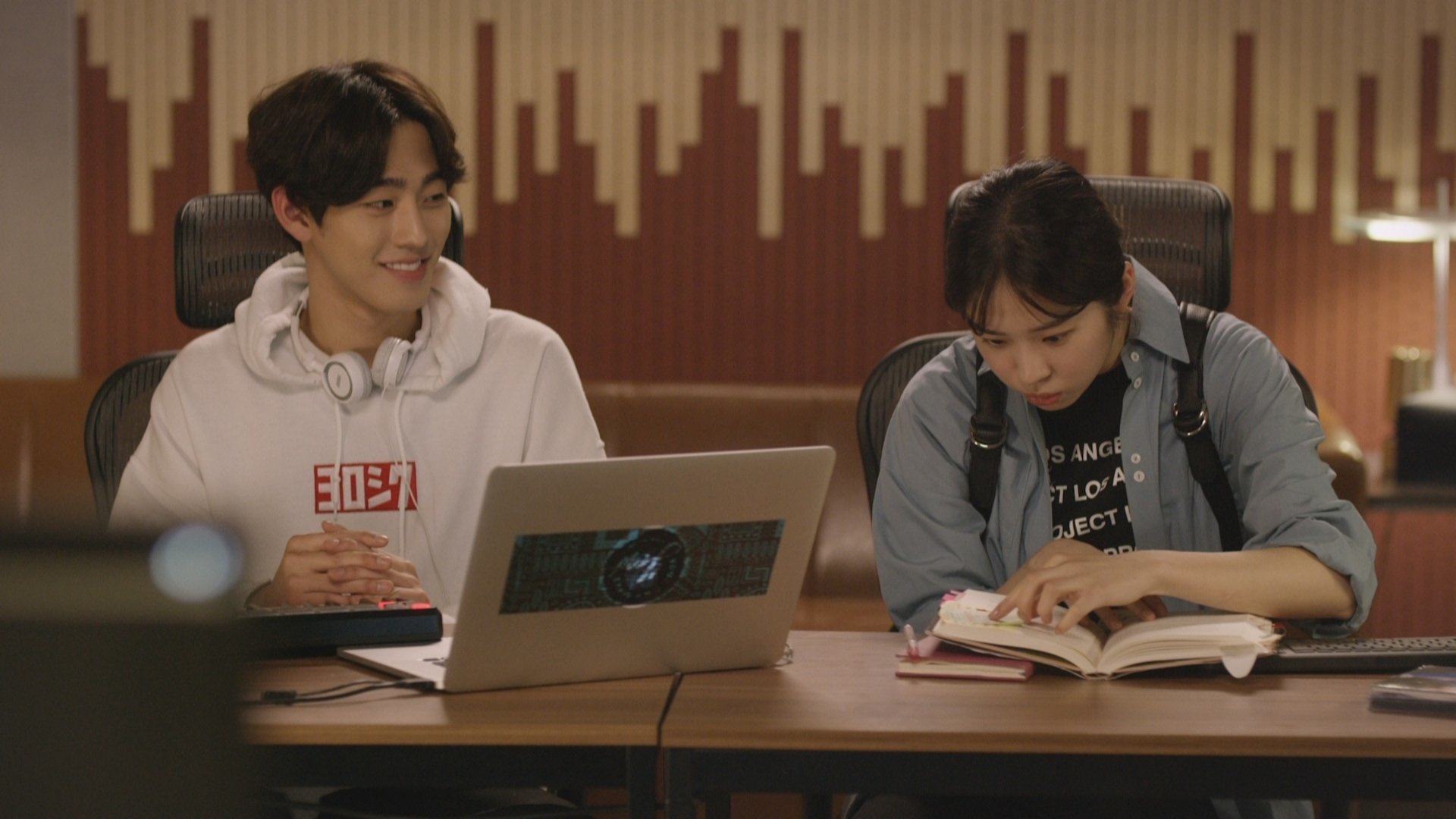 Top Management 2018  [S01E13] - Love Scenario