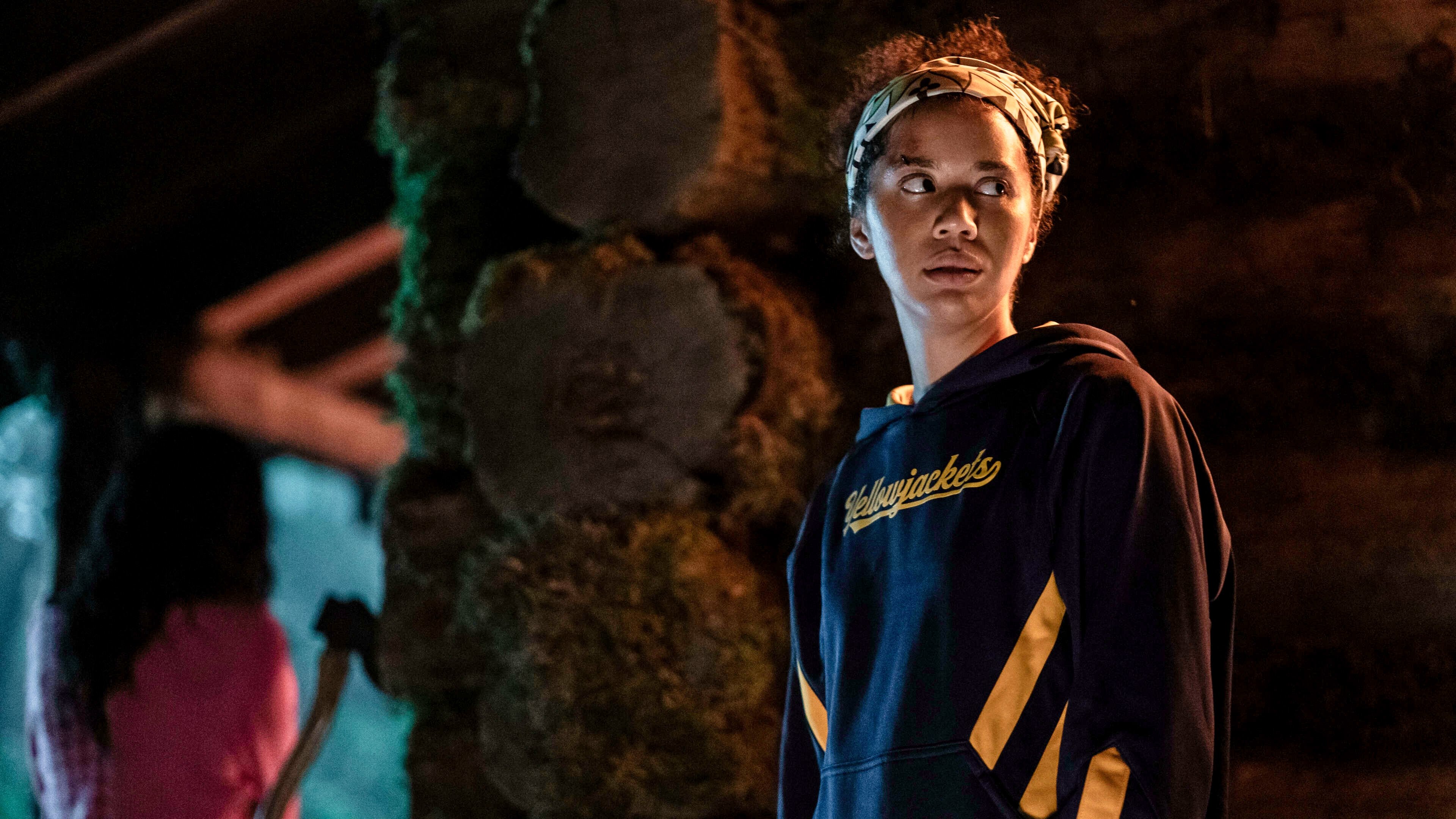Yellowjackets 2021  [S01E03] - The Dollhouse