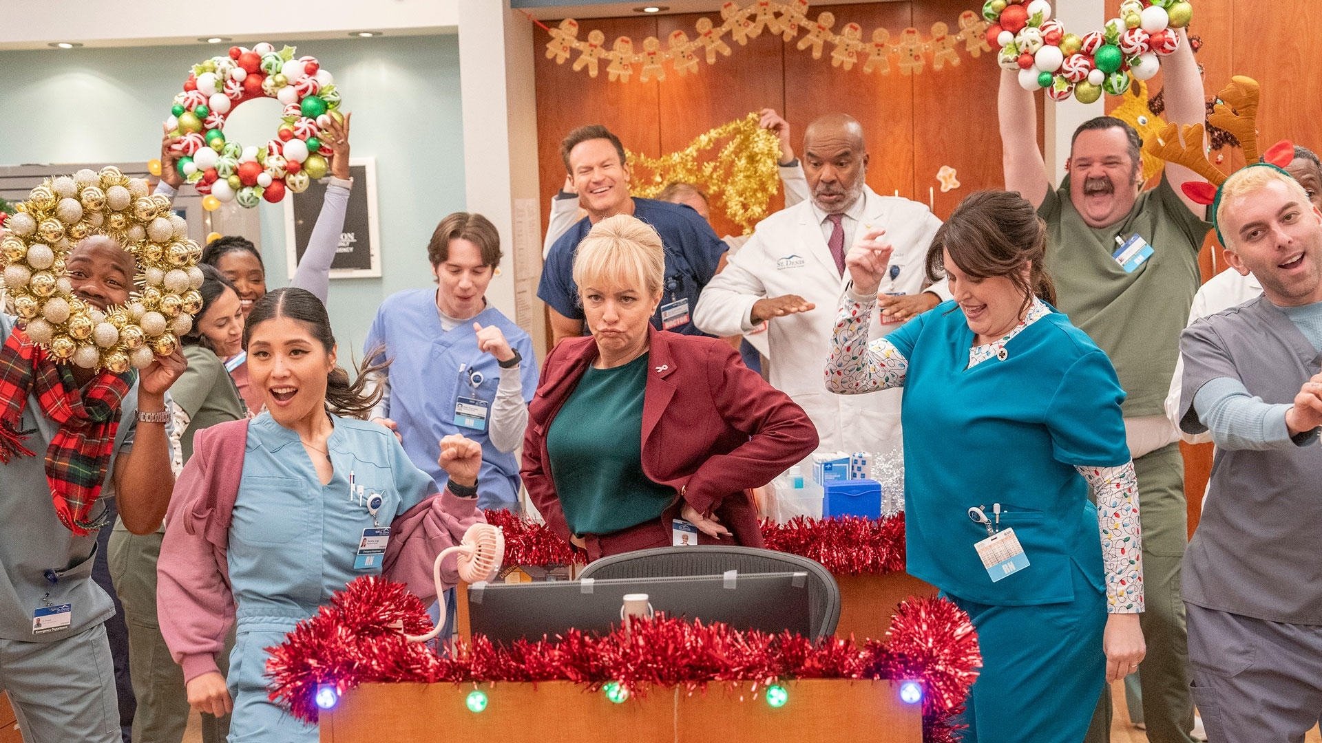 St. Denis Medical 2024  [S01E06] - Ho-Ho-Hollo