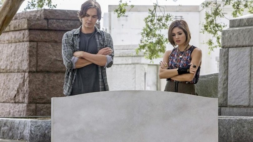 Ravenswood 2013  [S01E01] - Pilot