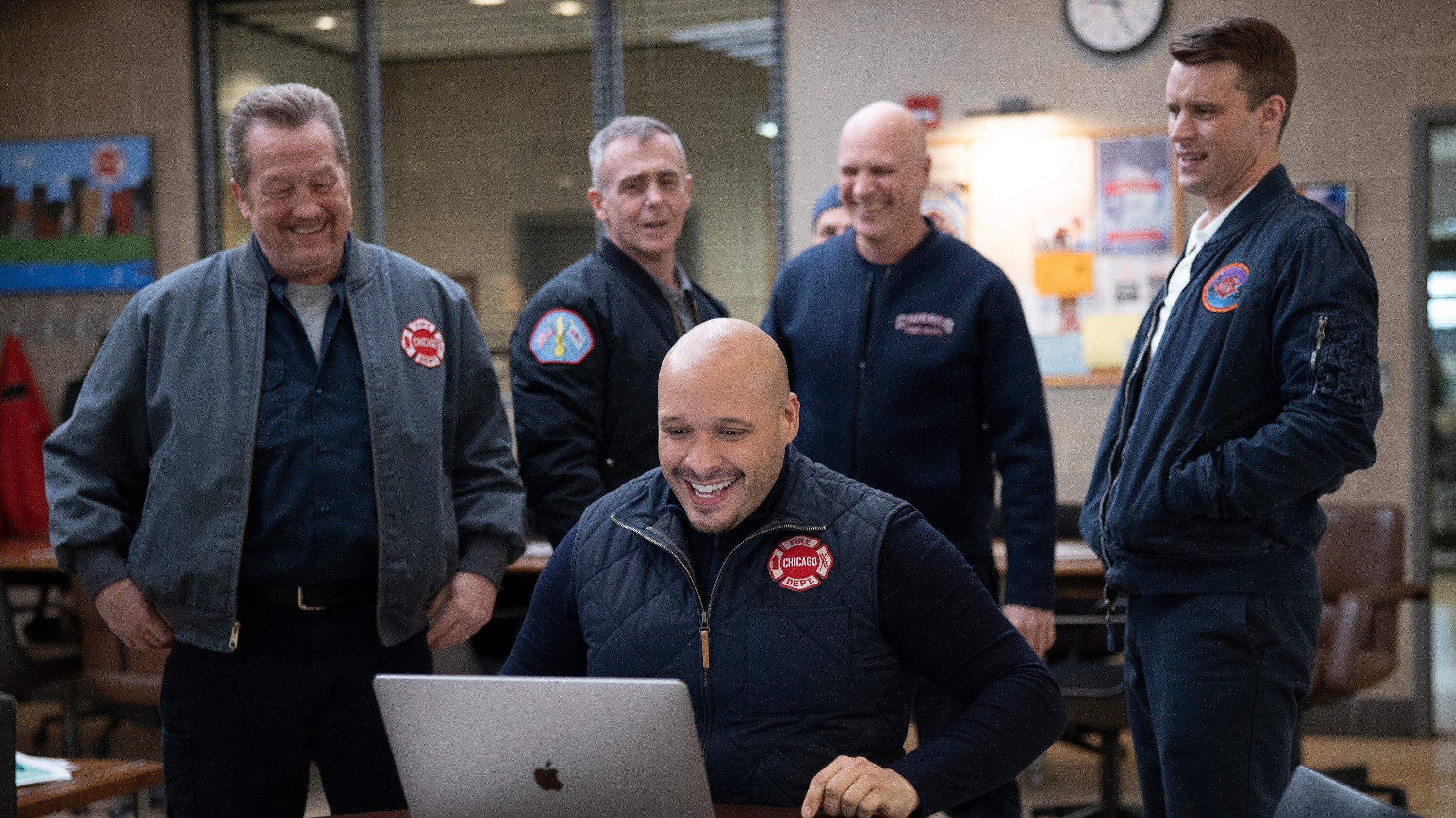 Chicago Fire 2019  [S08E18] - I'll Cover You