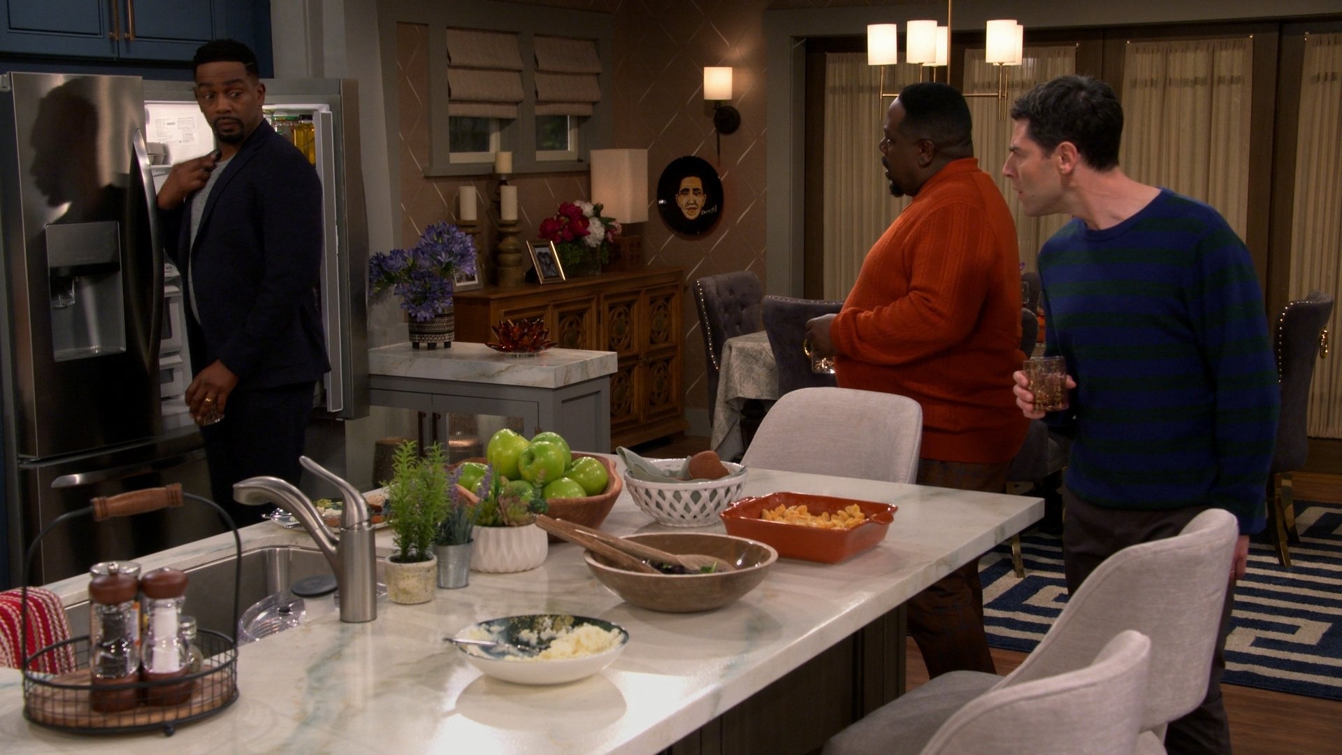 The Neighborhood 2021  [S04E16] - Welcome to the Man Code