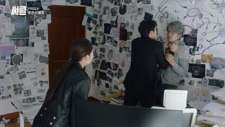 Circle 2017  [S01E10] - The Supercomputer