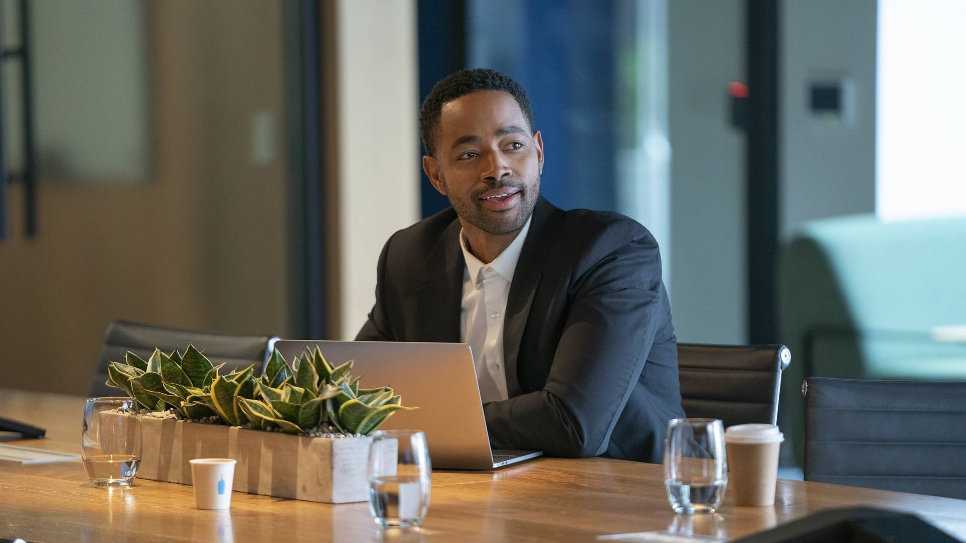 Insecure 2021  [S05E03] - Pressure, Okay?!
