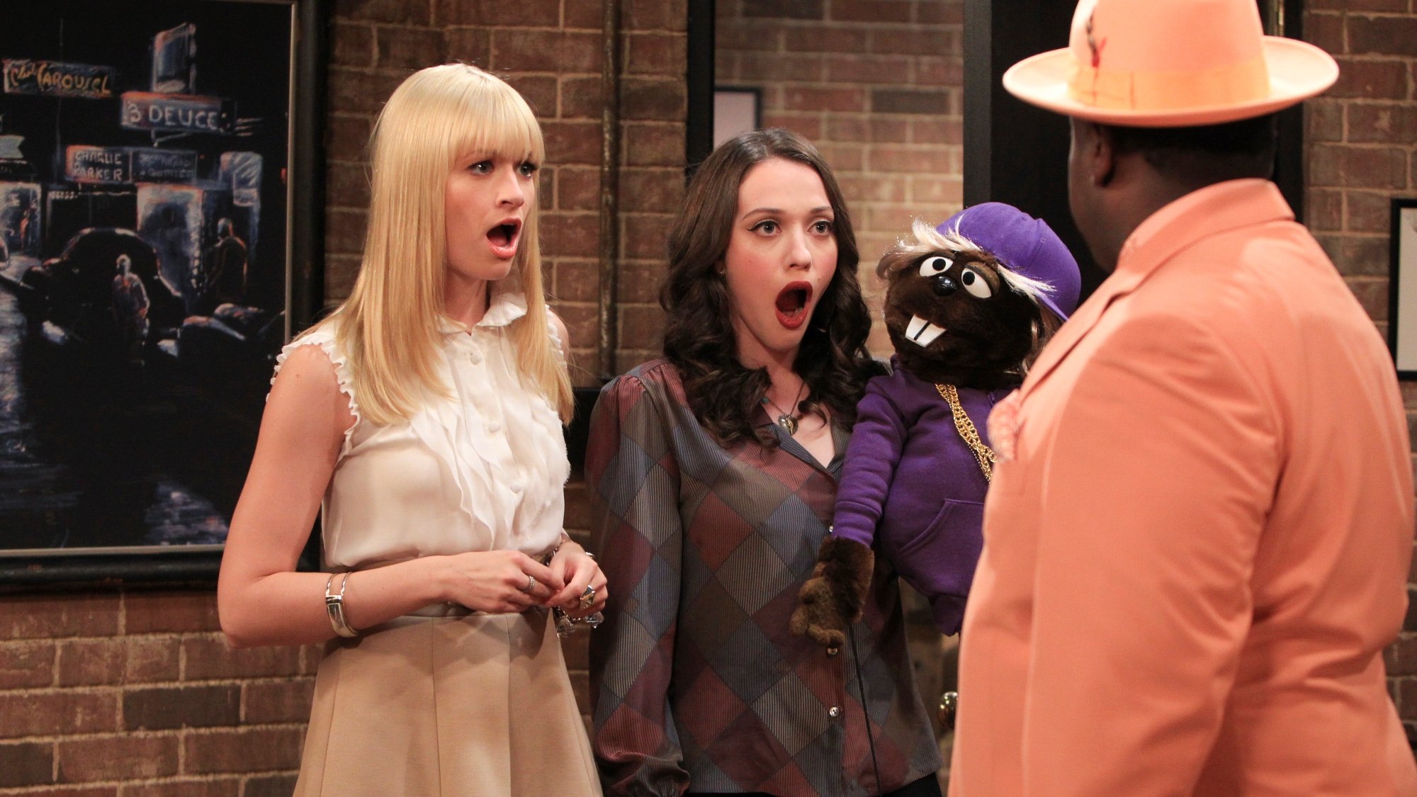 2 Broke Girls 2012  [S02E05] - And the Pre-Approved Credit Card