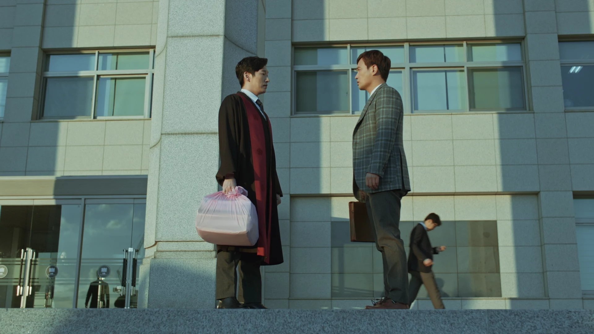 Stranger 2017  [S01E04] - Kwon Min Ah