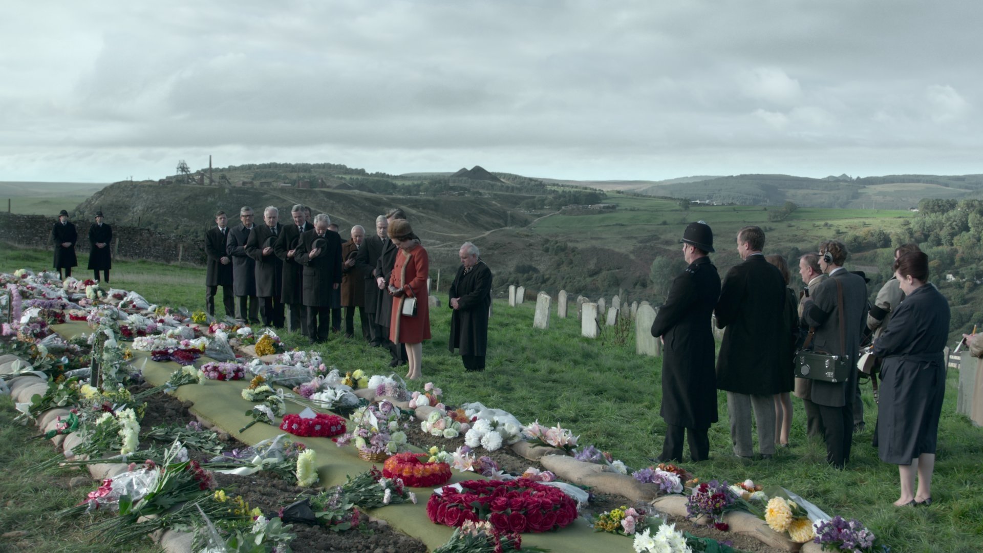 The Crown 2019  [S03E03] - Aberfan