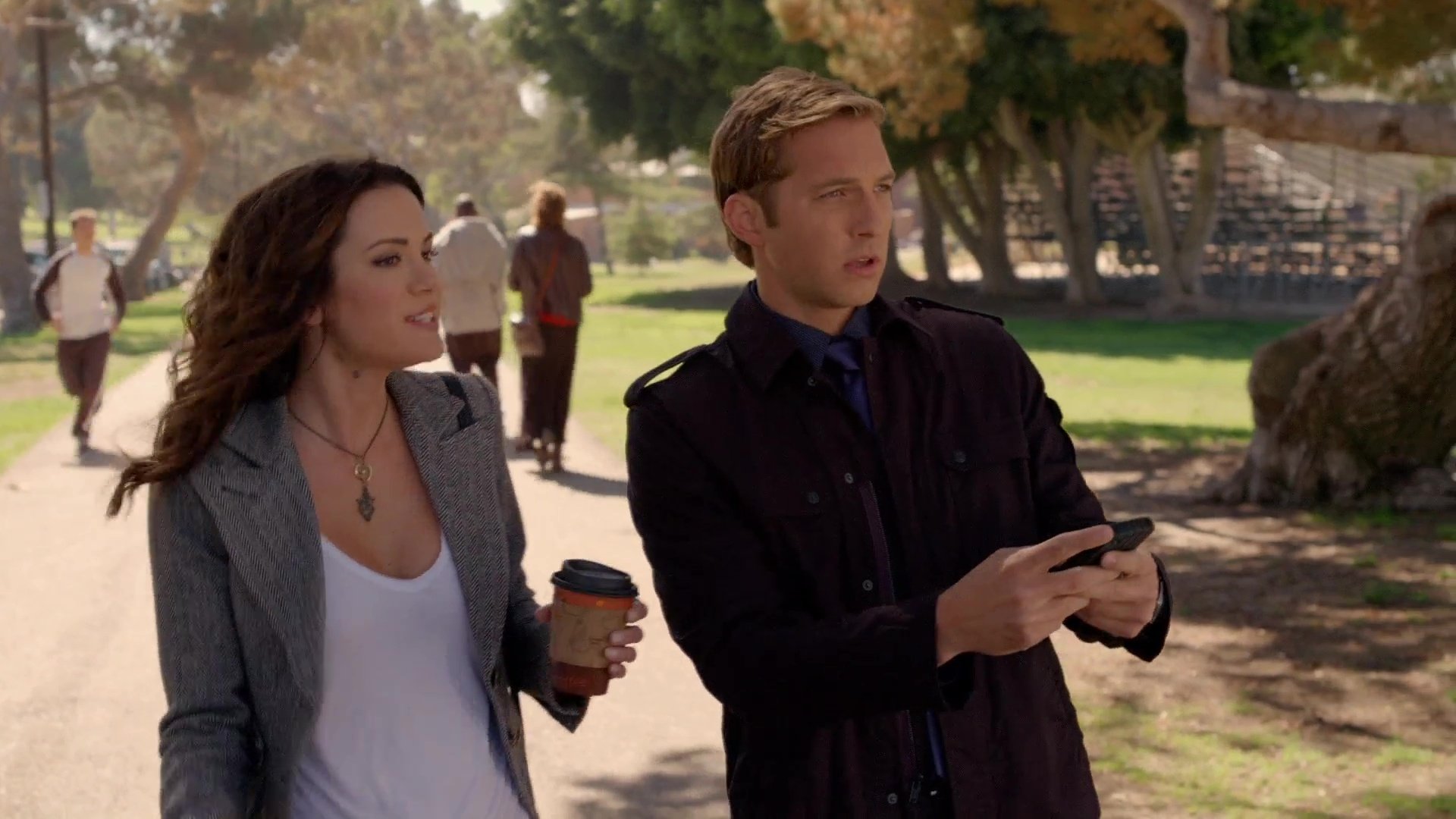 Friends with Benefits 2011  [S01E04] - The Benefit of Forgetting