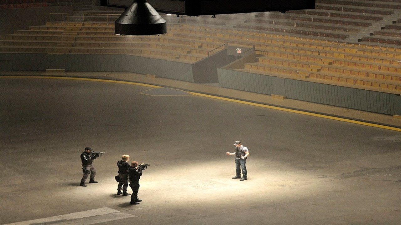 Flashpoint 2009  [S02E22] - Behind the Blue Line