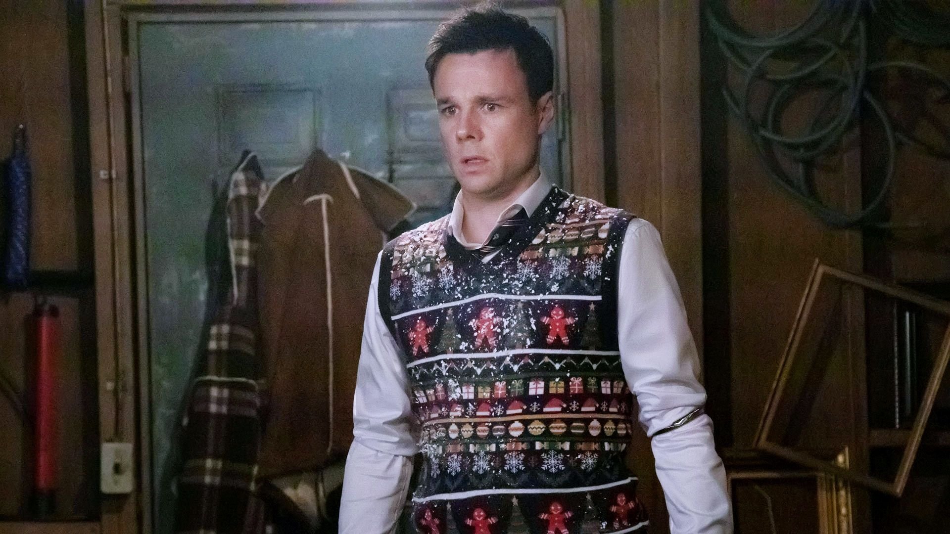 Charmed 2018  [S01E09] - Jingle Hell