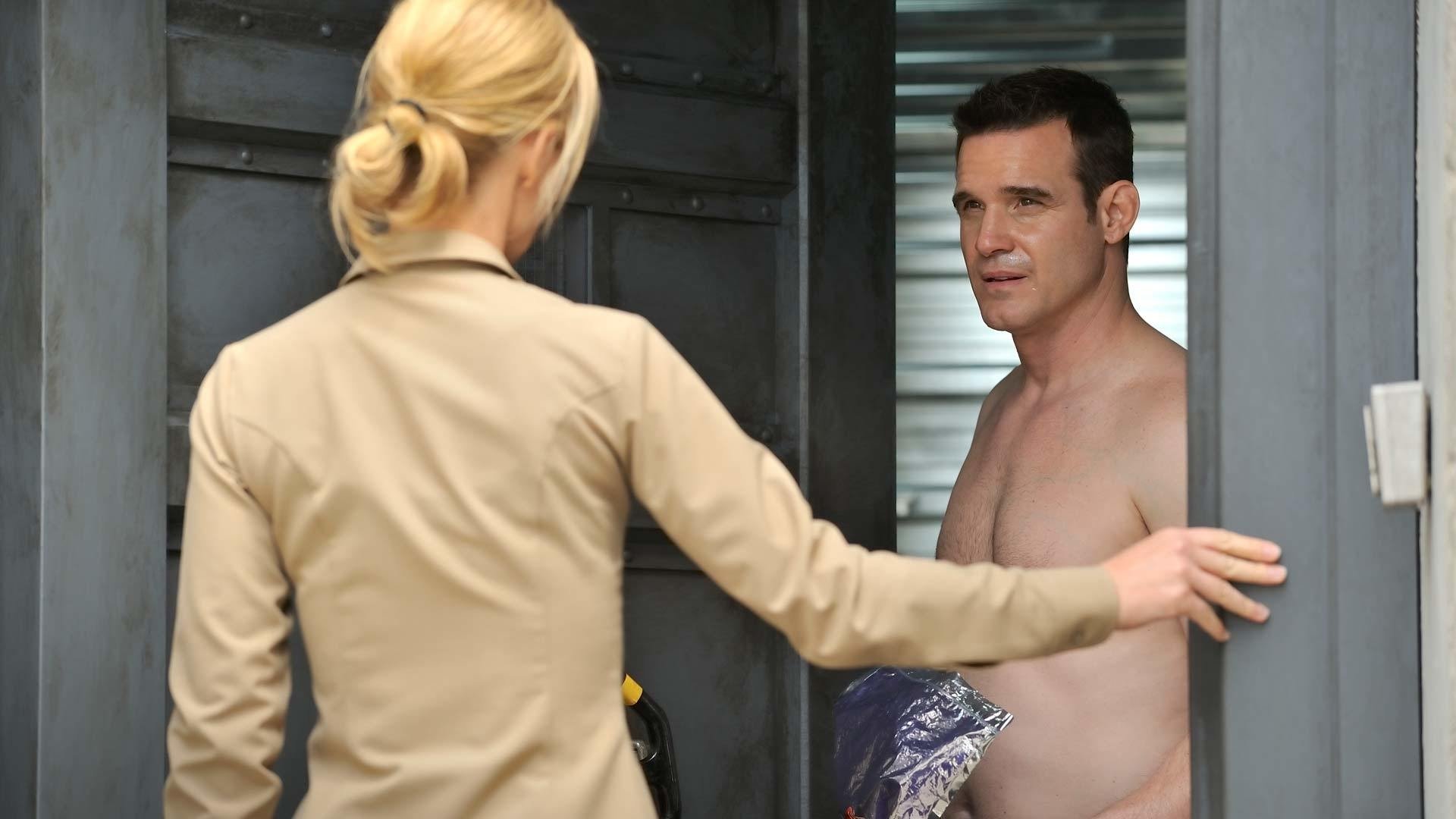 Warehouse 13 2012  [S04E09] - The Ones You Love