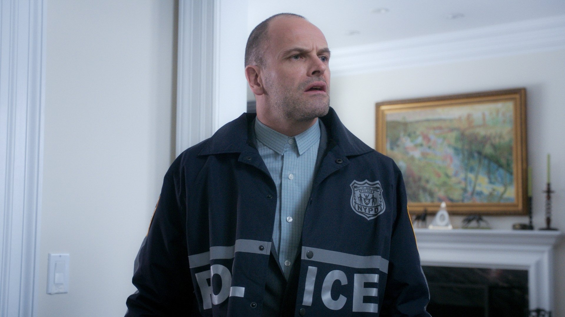 Elementary 2016  [S05E16] - Fidelity (2)
