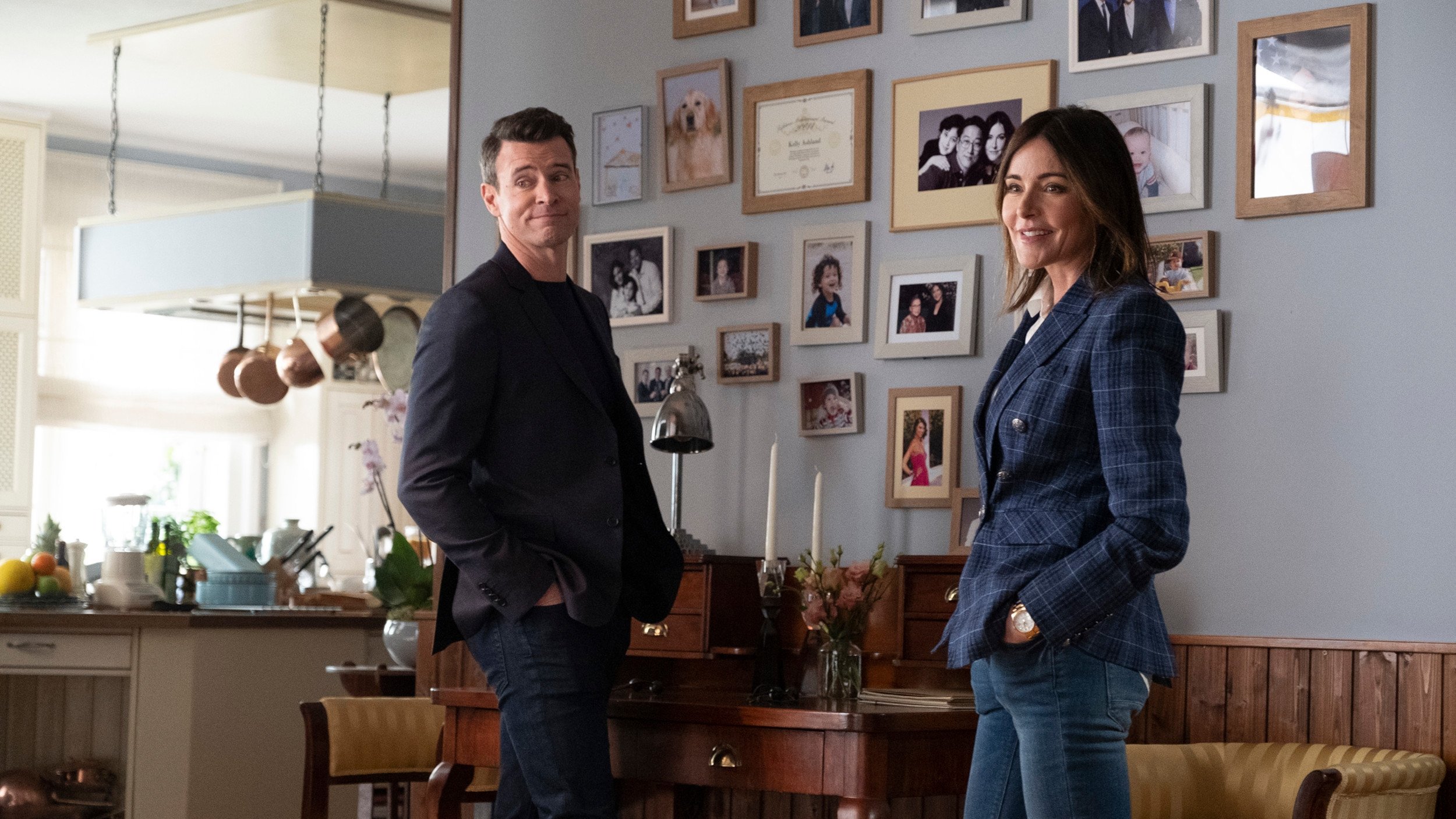 Whiskey Cavalier 2019  [S01E11] - College Confidential