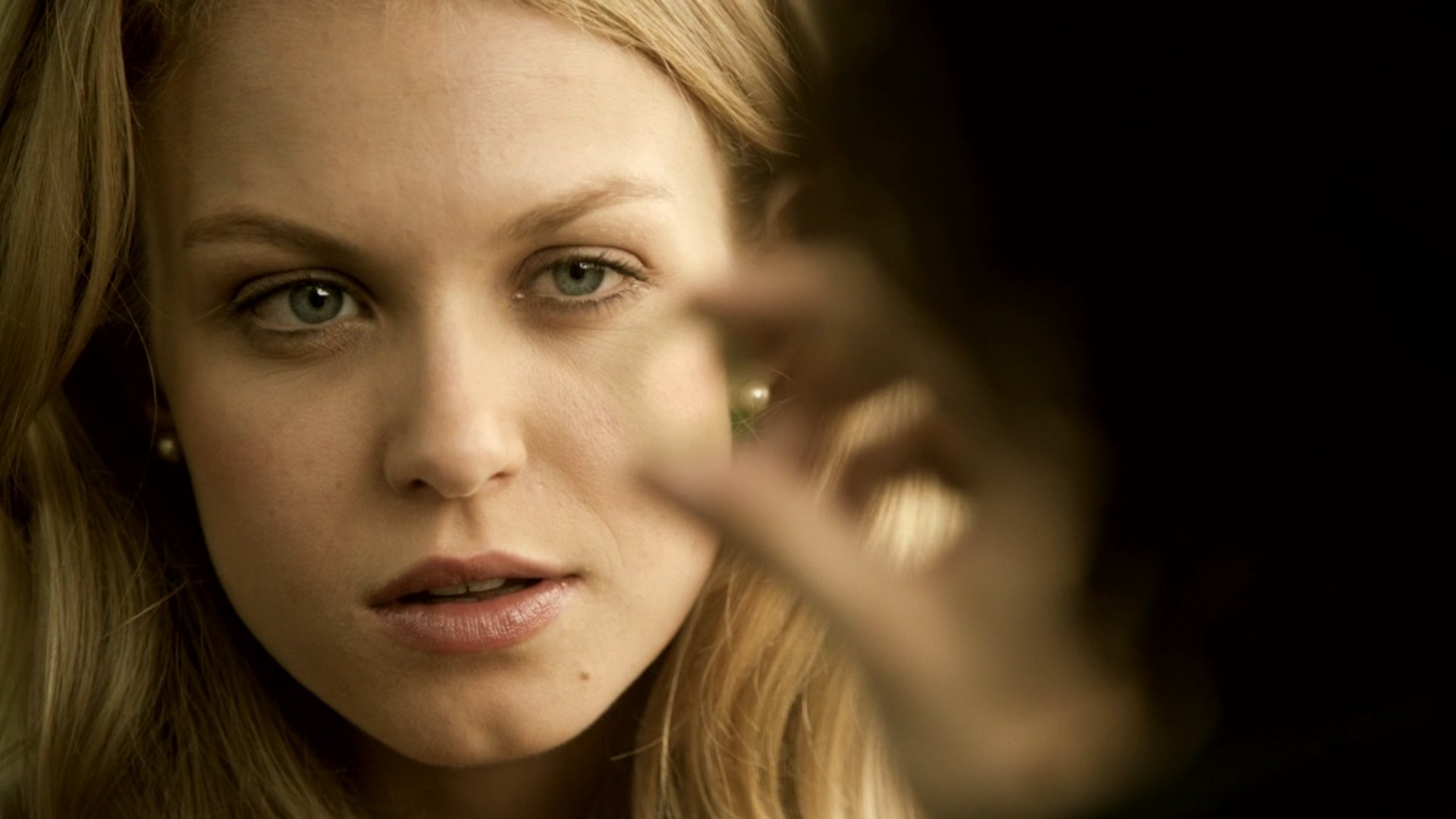 Hemlock Grove 2013  [S01E05] - Hello, Handsome
