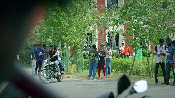 Hridayam 2022 South Hindi HQ  Malayalm UnCut Full Movie HD ESub