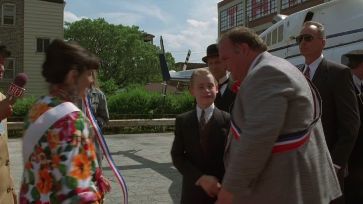 Richie Rich 1994 Hindi-English 1080p BluRay x264 