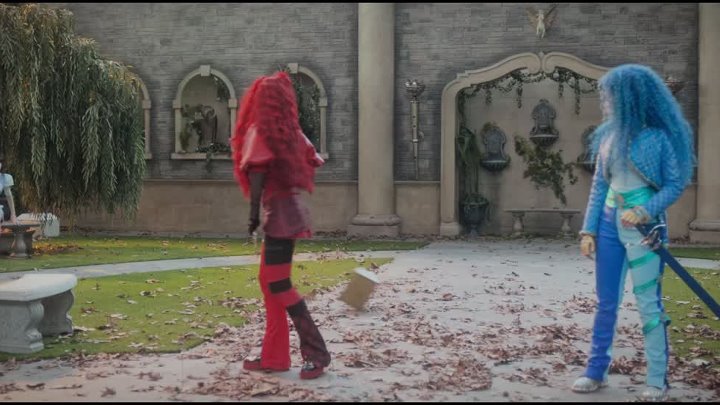 Descendants.The.Rise.Of.Red.2024.2160p.4K.WEB.x265.10bit.AAC5.1