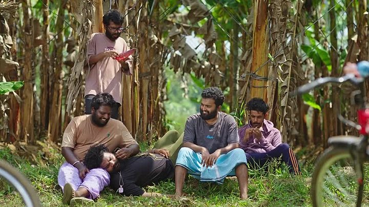 Vaazha - Biopic of a Billion Boys 2024 Hindi  Malayalam Dual Audio UnCut Movie HD ESub