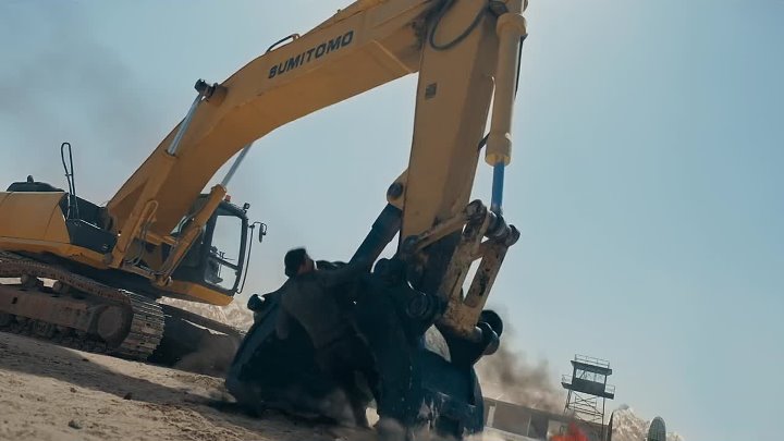 Bade Miyan Chote Miyan 2024 Bollywood Hindi Movie HD ESub