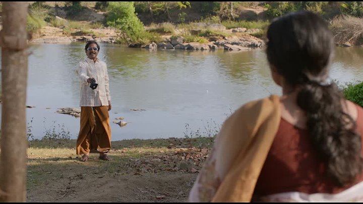 Minnal Murali 2021 Hindi  Malayalam Dual Audio UnCut Movie HD ESub