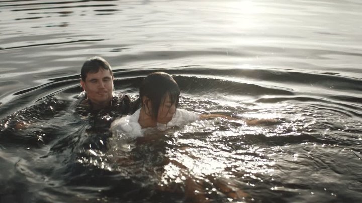 Float.2023.2160p.4K.WEB.x265.10bit.AAC5.1