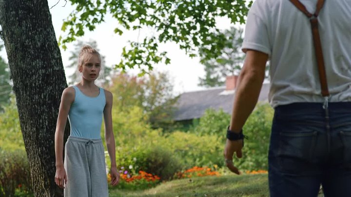 Hatching 2022 Hindi-Finnish 1080p BluRay x264 