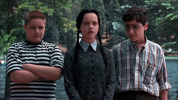 Addams Family Values 1993 Hindi-English 1080p BluRay 