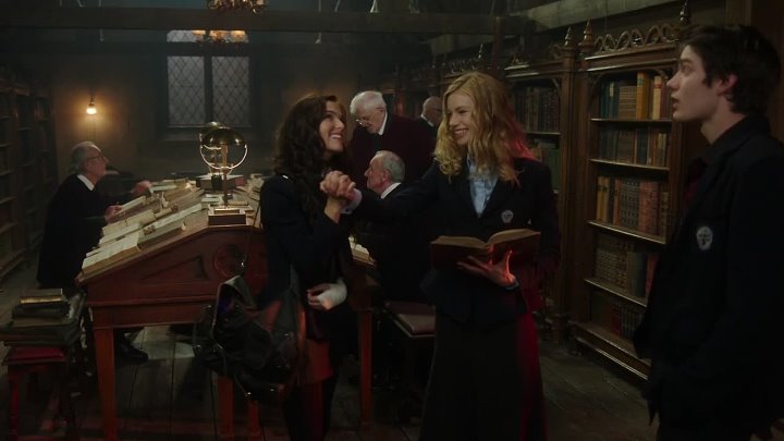 Vampire Academy 2014 Hindi-English 1080p BluRay x264 
