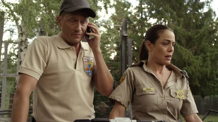 Lake Placid vs. Anaconda 2015 Hindi-English 1080p BluRay x264 