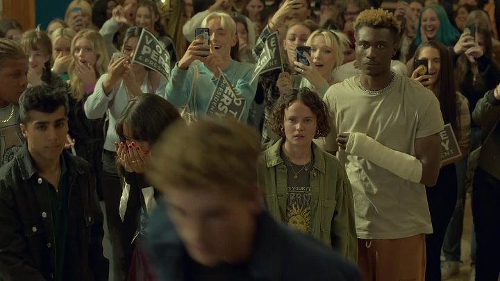 Silver and the Book of Dreams 2023 Hindi-English 1080p AMZN WEB-DL x264 