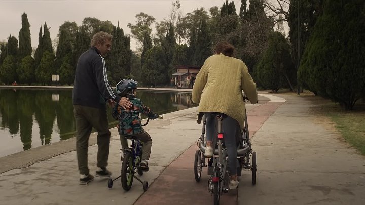 NetFlix Luccas World 2025 Hindi-English 1080p WEB-DL x264 