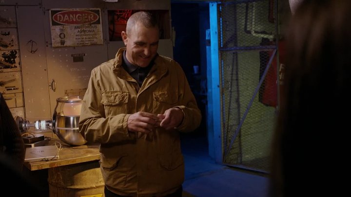 Cross Wars 2017 Hindi-English 1080p BluRay x264 