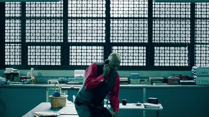 Oldboy 2013 English With Subtitles 720p BluRay 