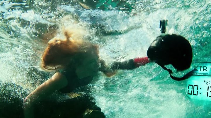 The Shallows 2016 Hindi-English 1080p 