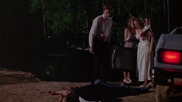 Texas Chainsaw Massacre The Next Generation 1994 Hindi-English 1080p Directors Cut BluRay x264 